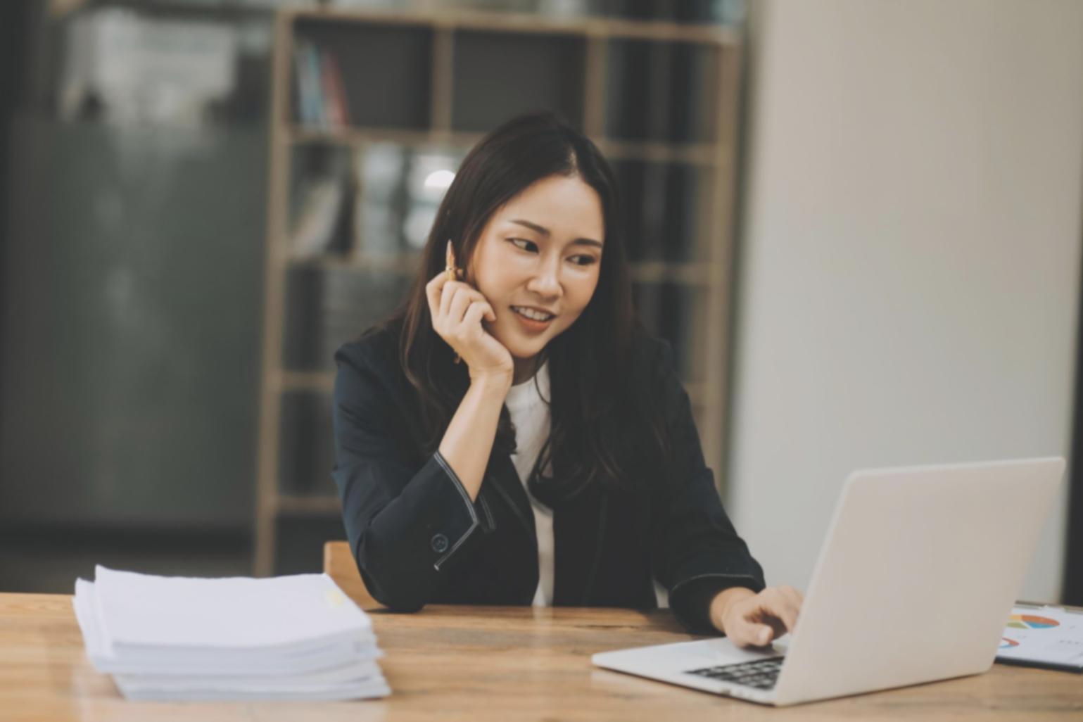 Spazio di lavoro tranquillo dove si svolgono le sessioni di coaching